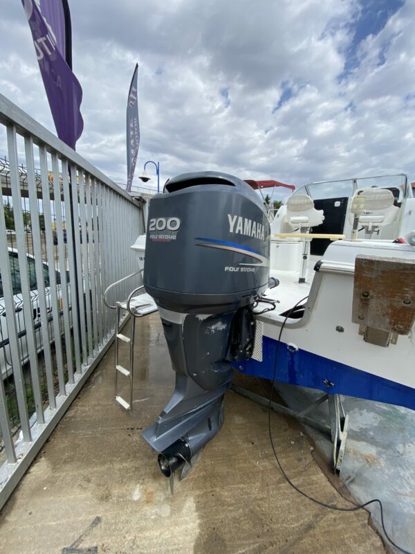 Chris Craft 21 WA - YAMAHA 200hp – Image 3