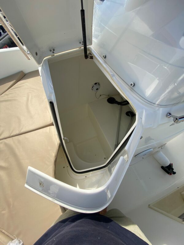White Shark 205 - YAMAHA 150hp – Image 12