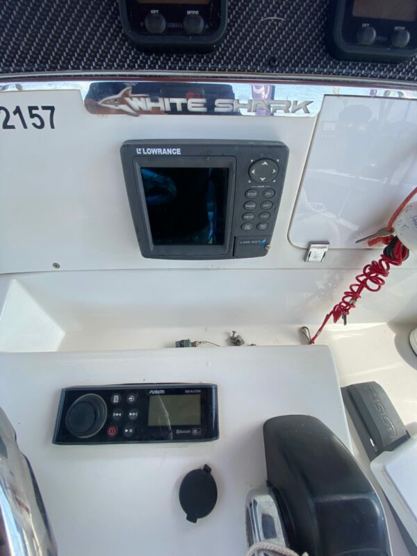 White Shark 205 - YAMAHA 150hp – Image 4